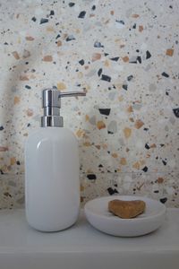 Studio Loft Badezimmer mit Terrazzo Fliesen und Details, Guesthouse Sabine