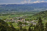 An &Ouml;sterreich grenzende Karawanken mit vielen Wanderwegen und einen atemberaubenden Ausblick &uuml;ber Oberkrain.